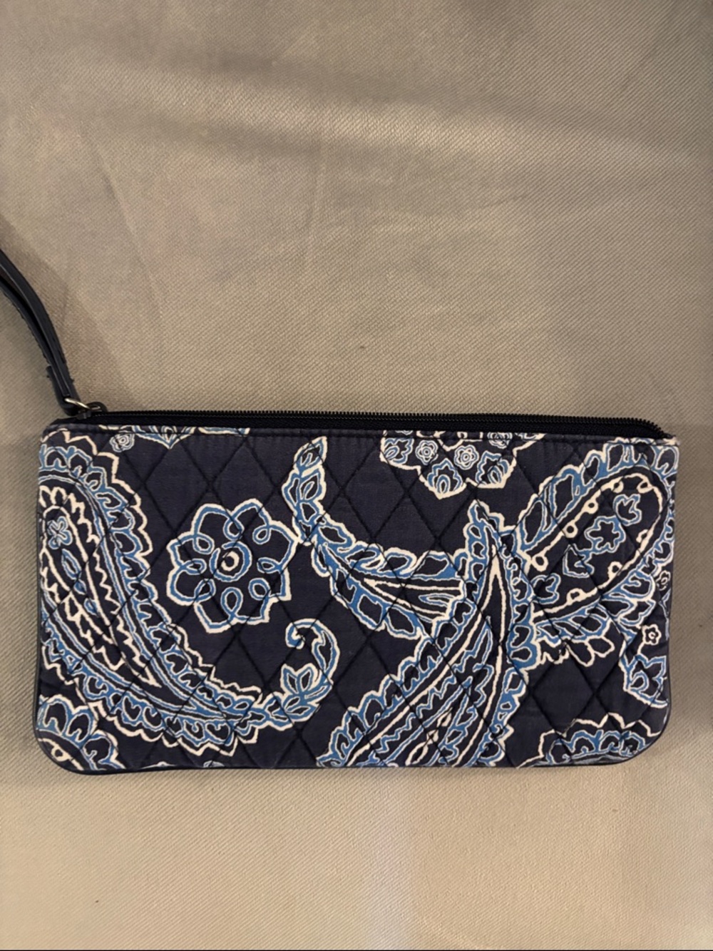Vera Bradley Blue Bandana Quilted Wristlet - Picture 3 of 4